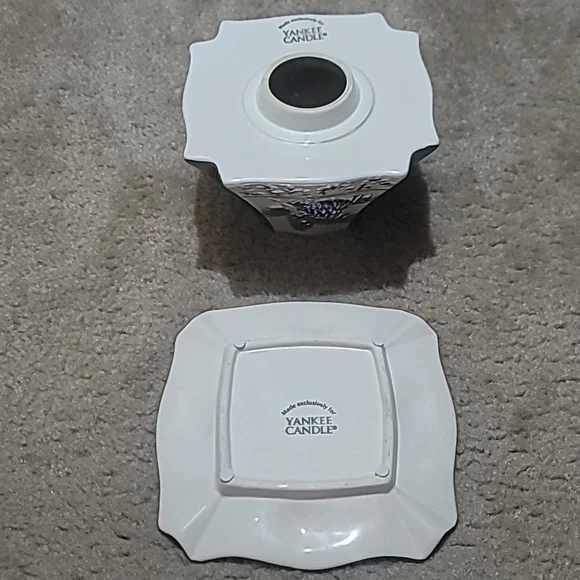 Yankee Candle Holder Holiday Set - Picture 5 of 8